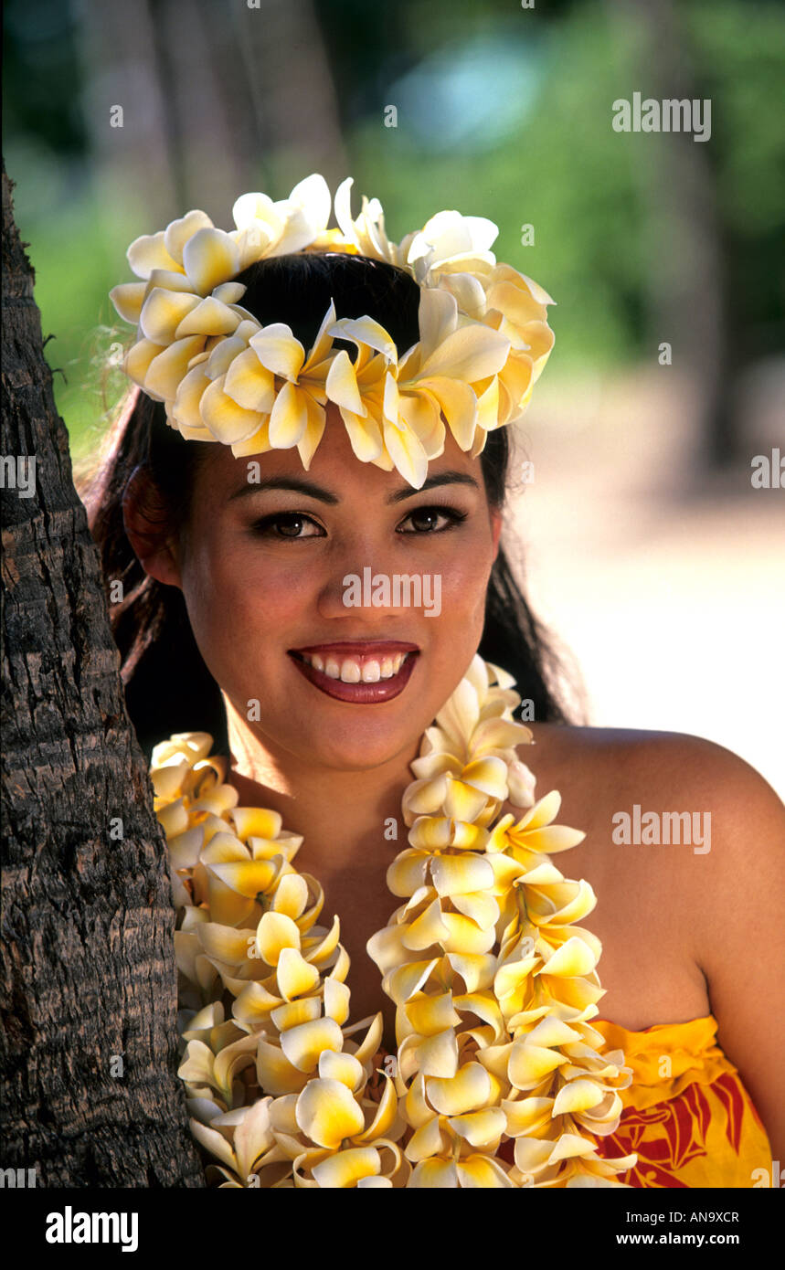 Hawaii hula lei hires stock photography and images Alamy