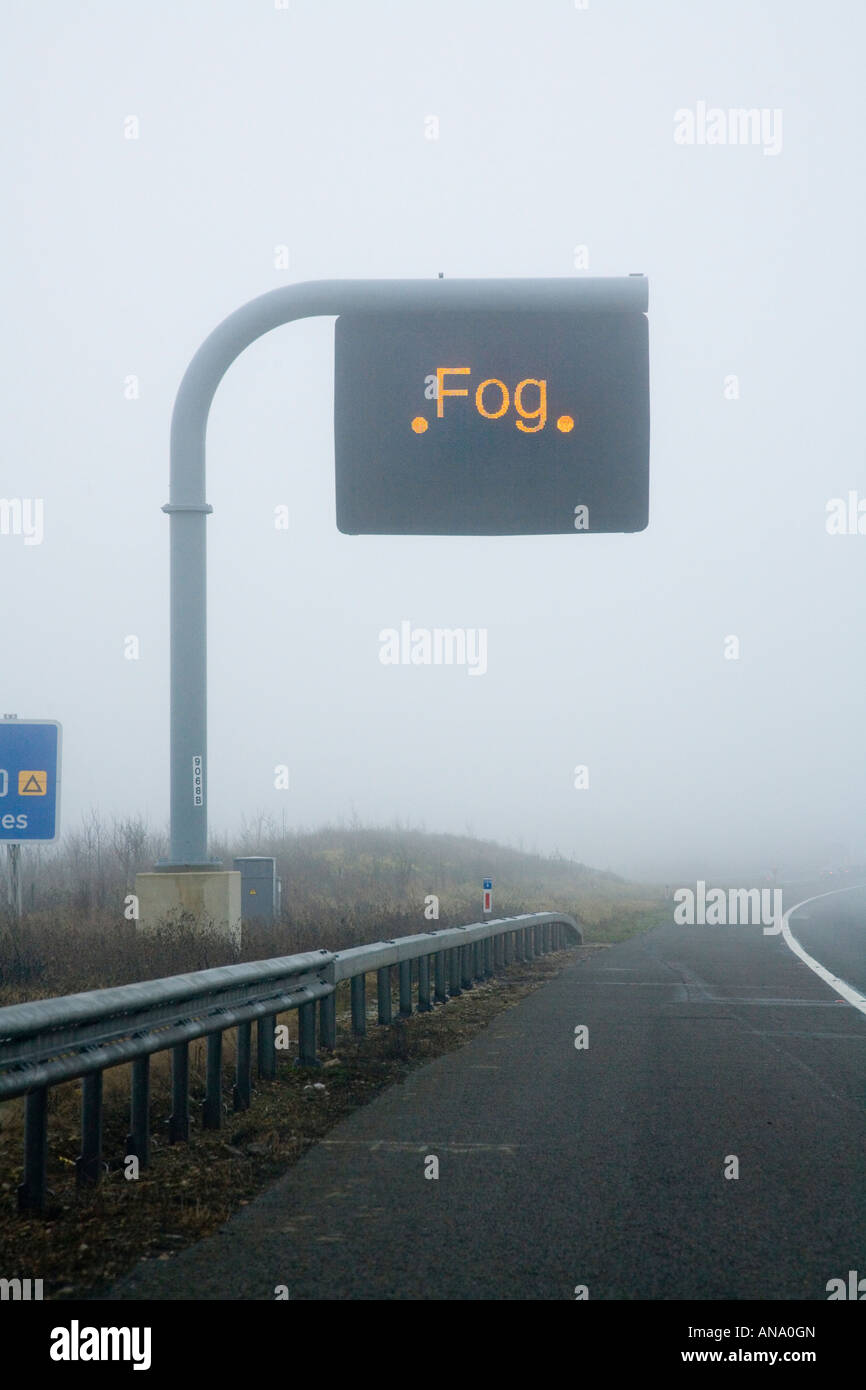 Fog sign near Cherwell Valley services, junction 10 on the M40 motorway Stock Photo