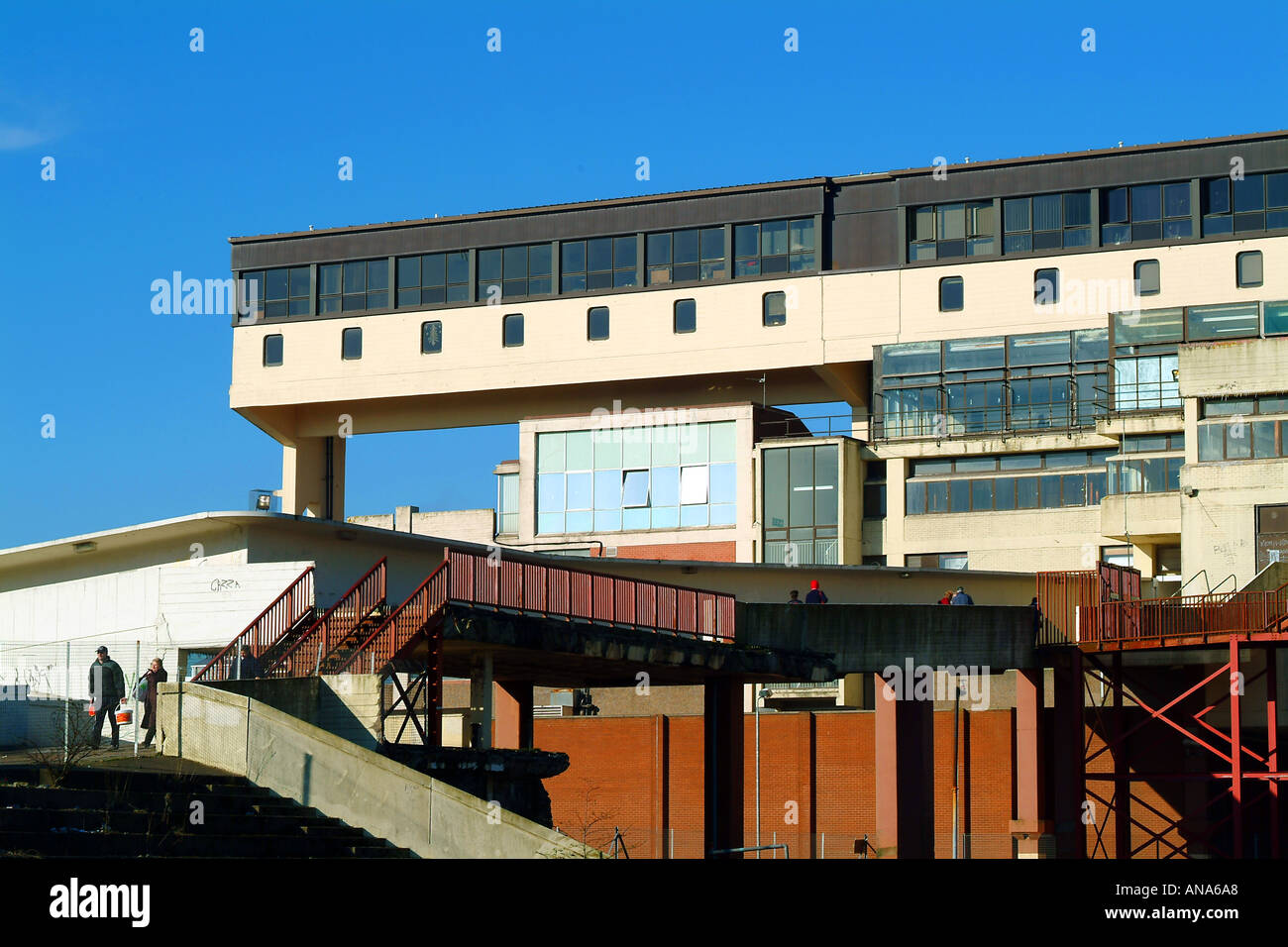 Cumbernauld town centre hires stock photography and images Alamy