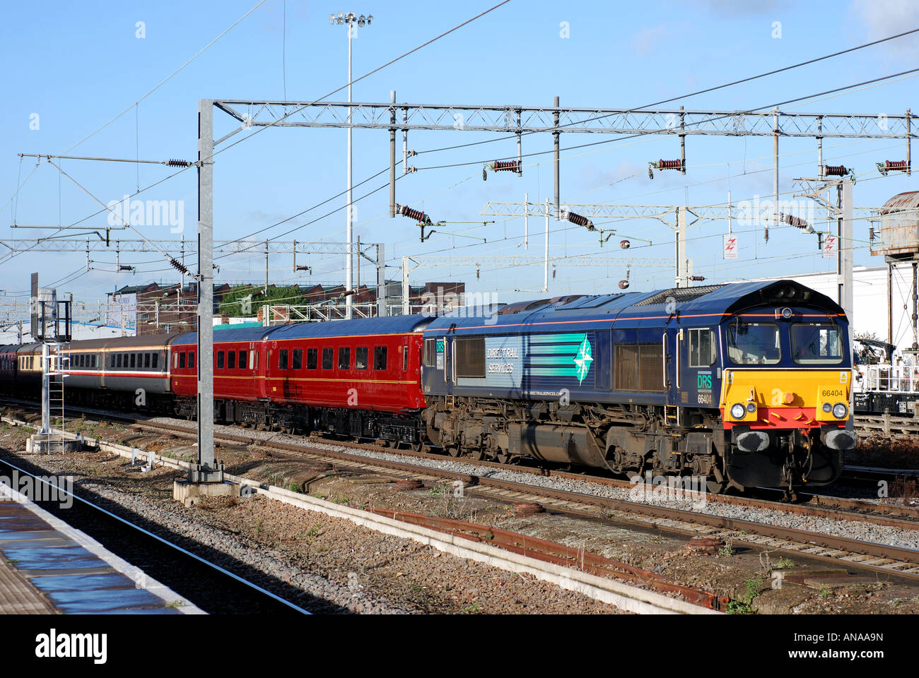 Direct Rail Services class 66 diesel locomotive hauling empty carriages at Rugby, England, UK Stock Photo