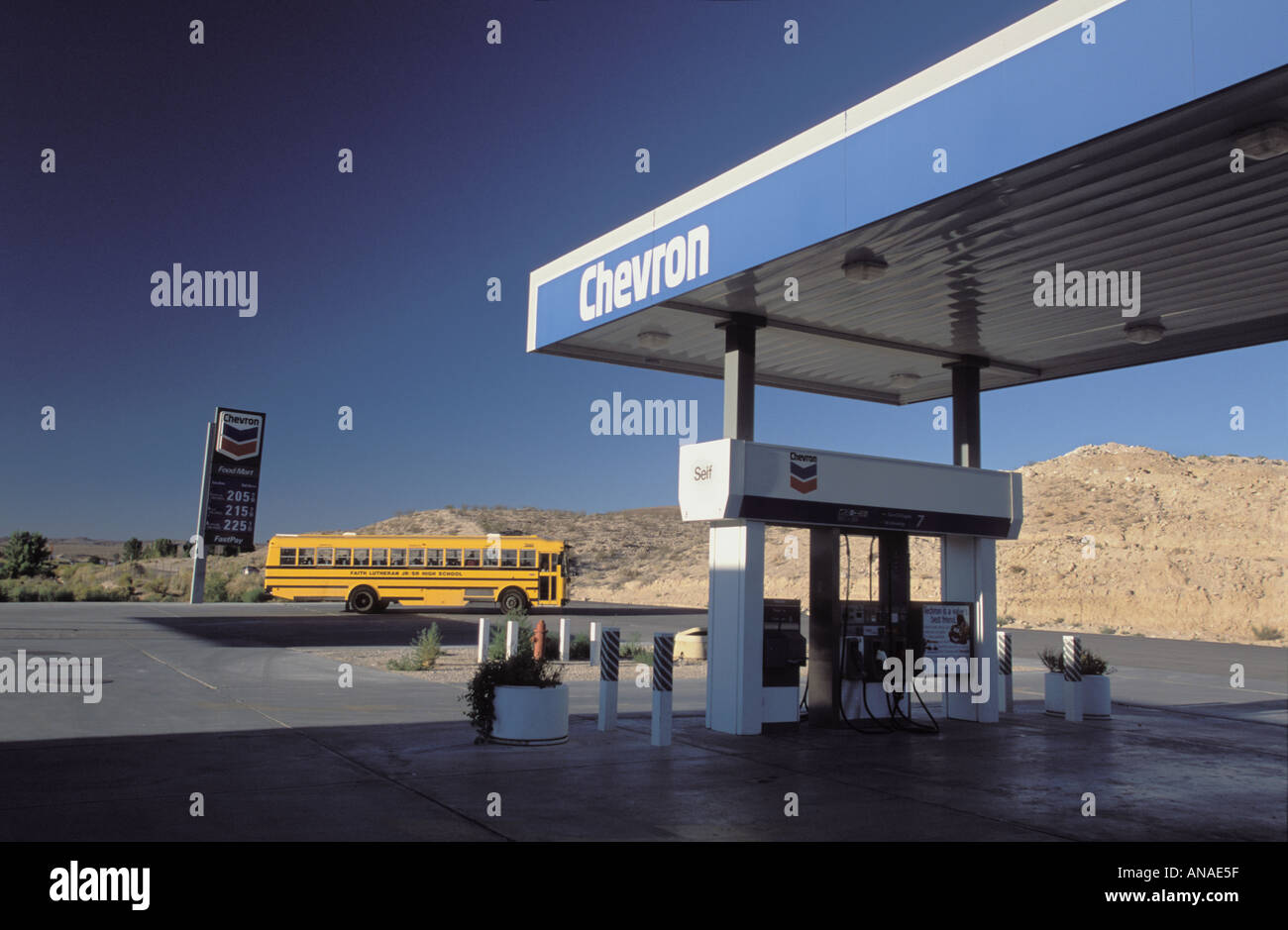 Chevron gas station in america hires stock photography and images Alamy