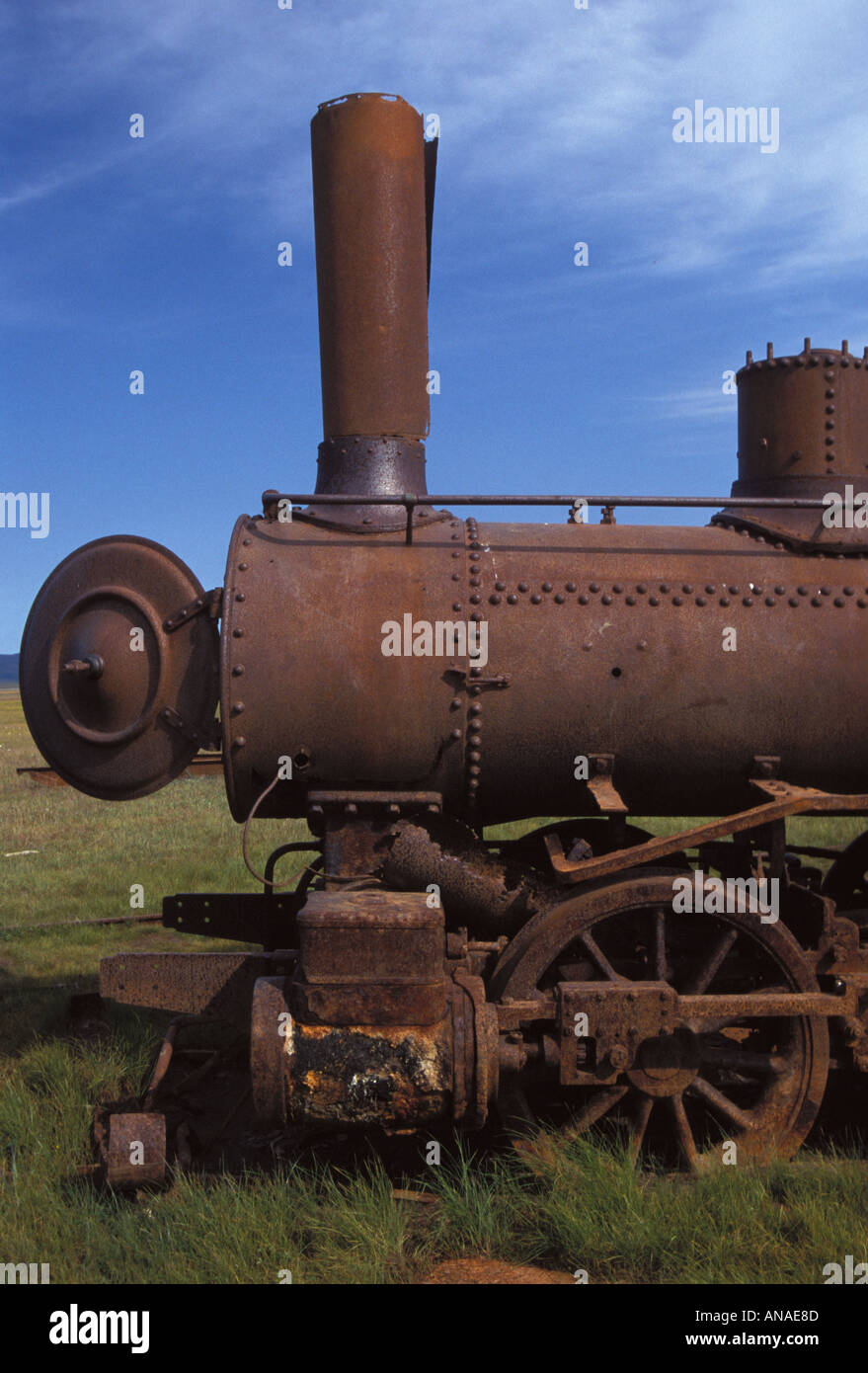 Rosting steamlokomotive of Last train to nowhere in swamp at Solomon goldrushtime near Nome Seward Peninsula Alaska Stock Photo