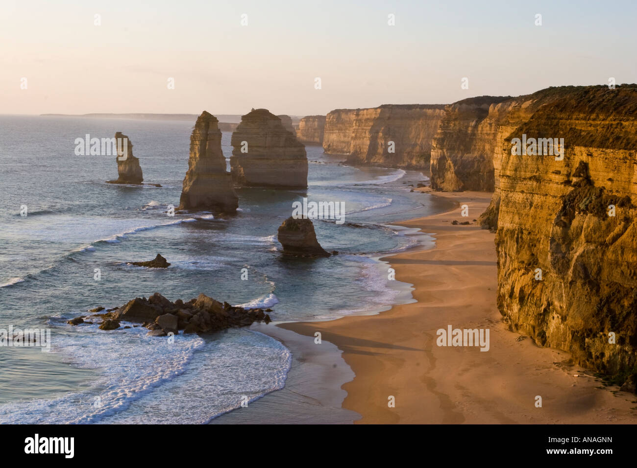 The 12 Apostles, Port Campbell National Park, Great Ocean Road, Victoria, Australia Stock Photo
