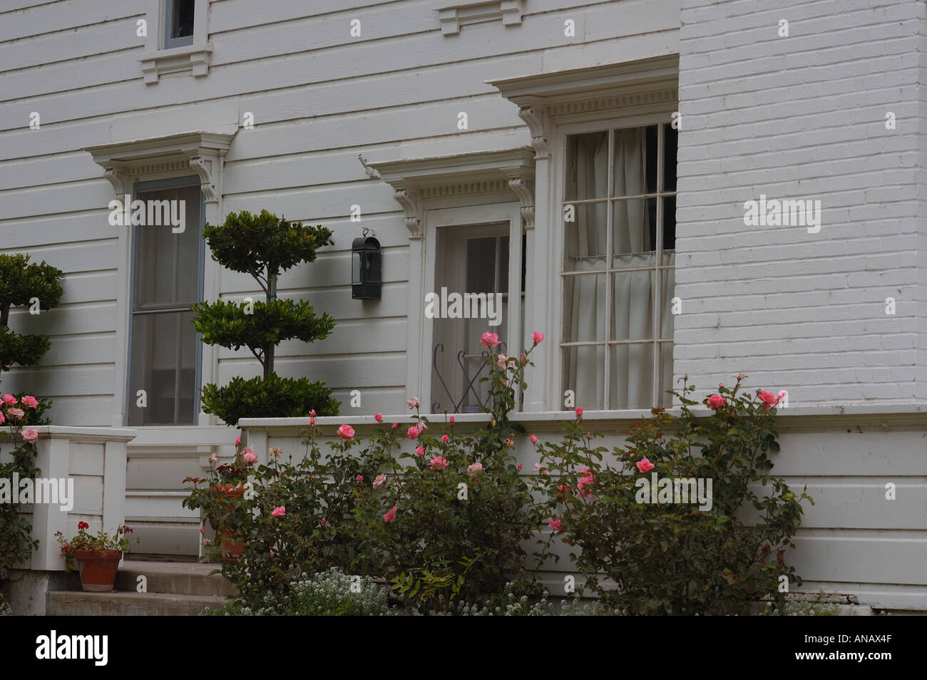 Wooden Ranch Home Stock Photo - Alamy