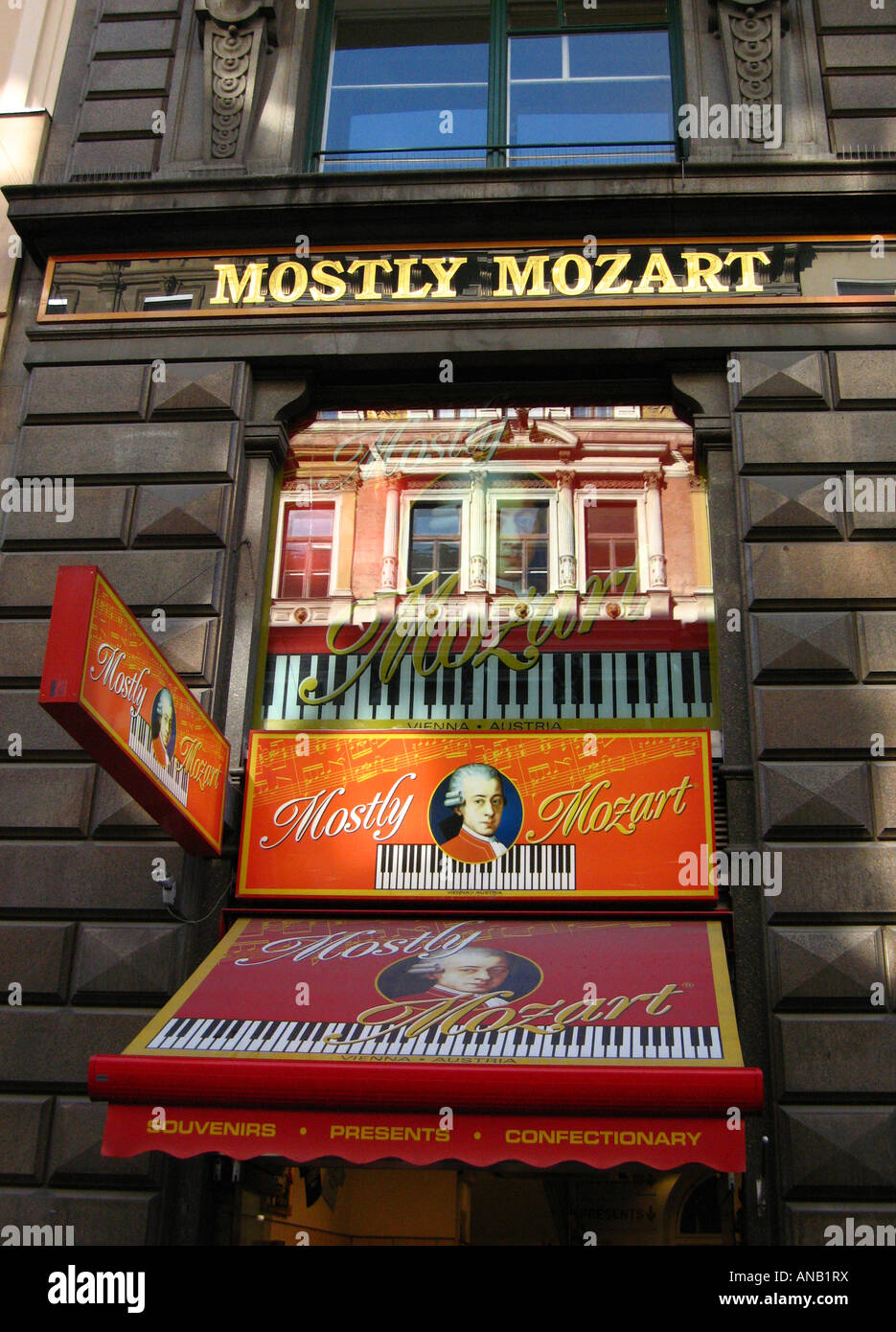 Austria Vienna music store Stock Photo Alamy