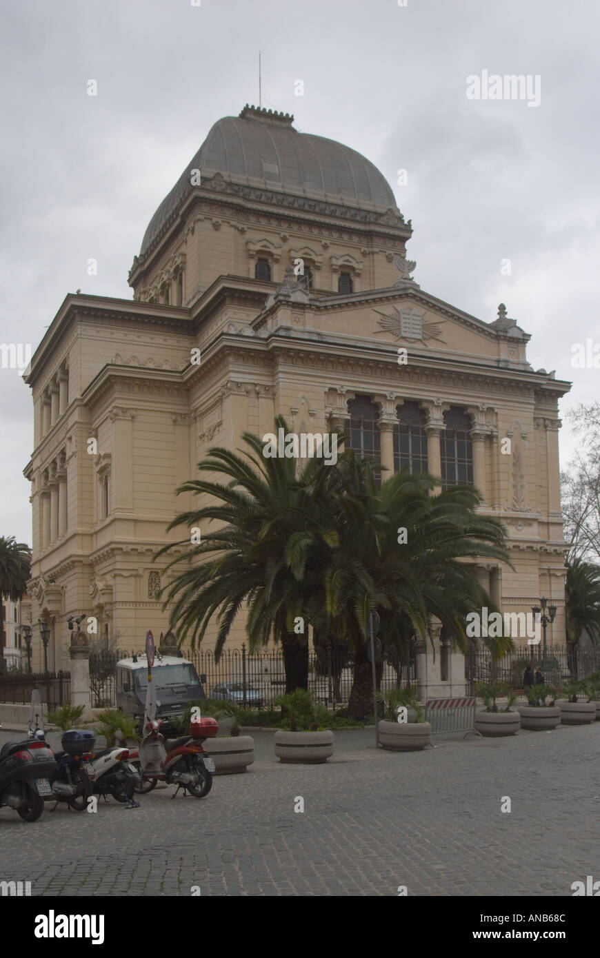 The Synagogue in the Ghetto.  This is the largest of Rome's synagogues and is sits on what was one quarter of the old Jewish Ghetto.  The synagogue also contains a Museum of Jewish Culture, The Museo Ebraico di Roma. Stock Photo