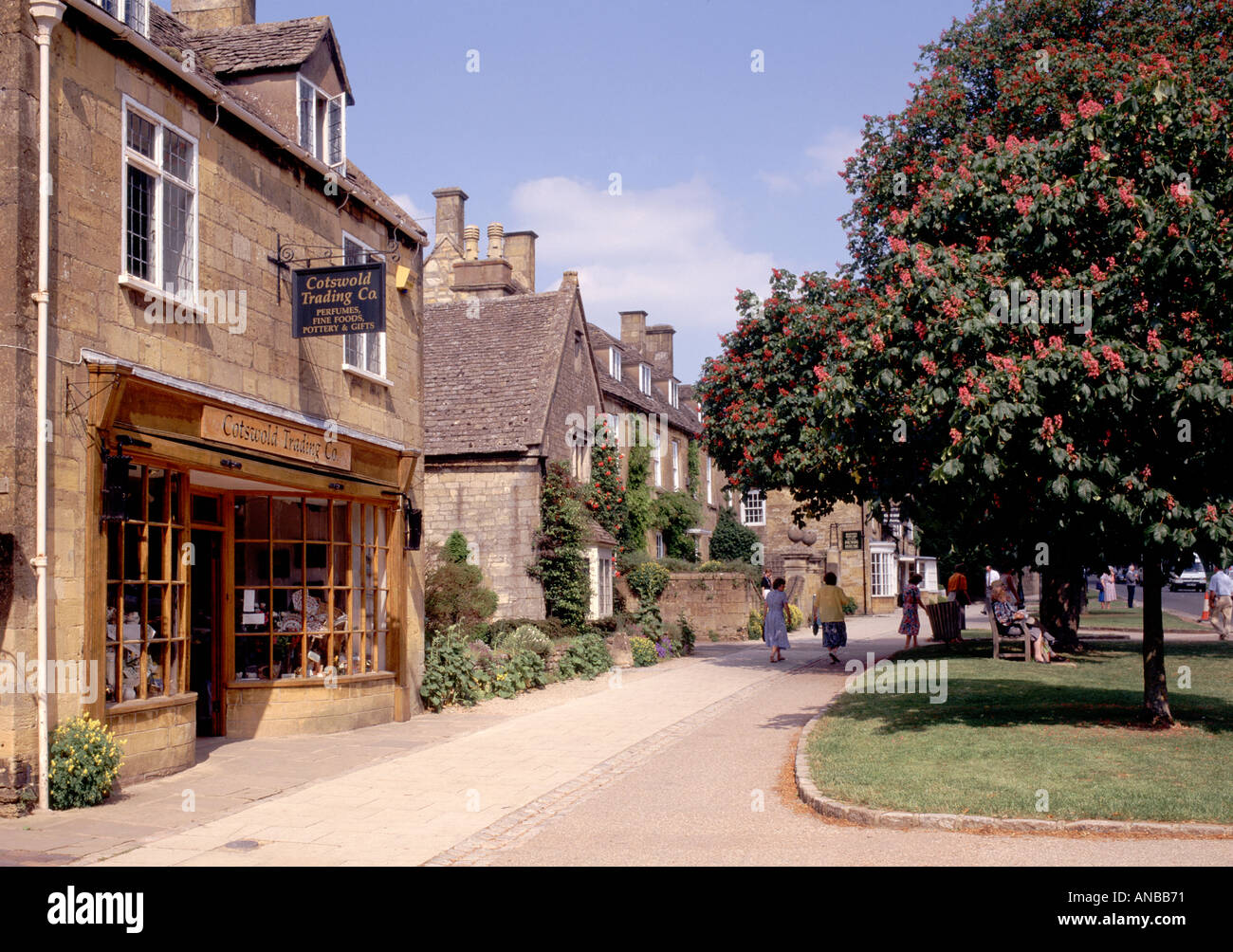 BROADWAY WORCESTERSHIRE ENGLAND UK Stock Photo Alamy