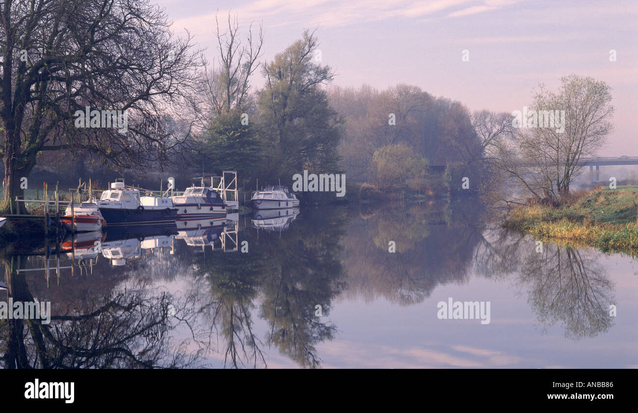 RIVER AVON AT DUSK BREDON WORCESTERSHIRE ENGLAND UK Stock Photo