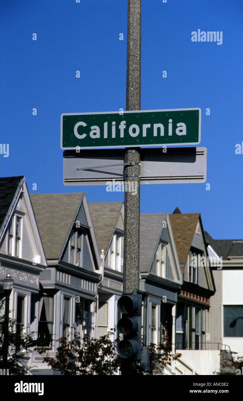 Green street sign california hi-res stock photography and images - Alamy