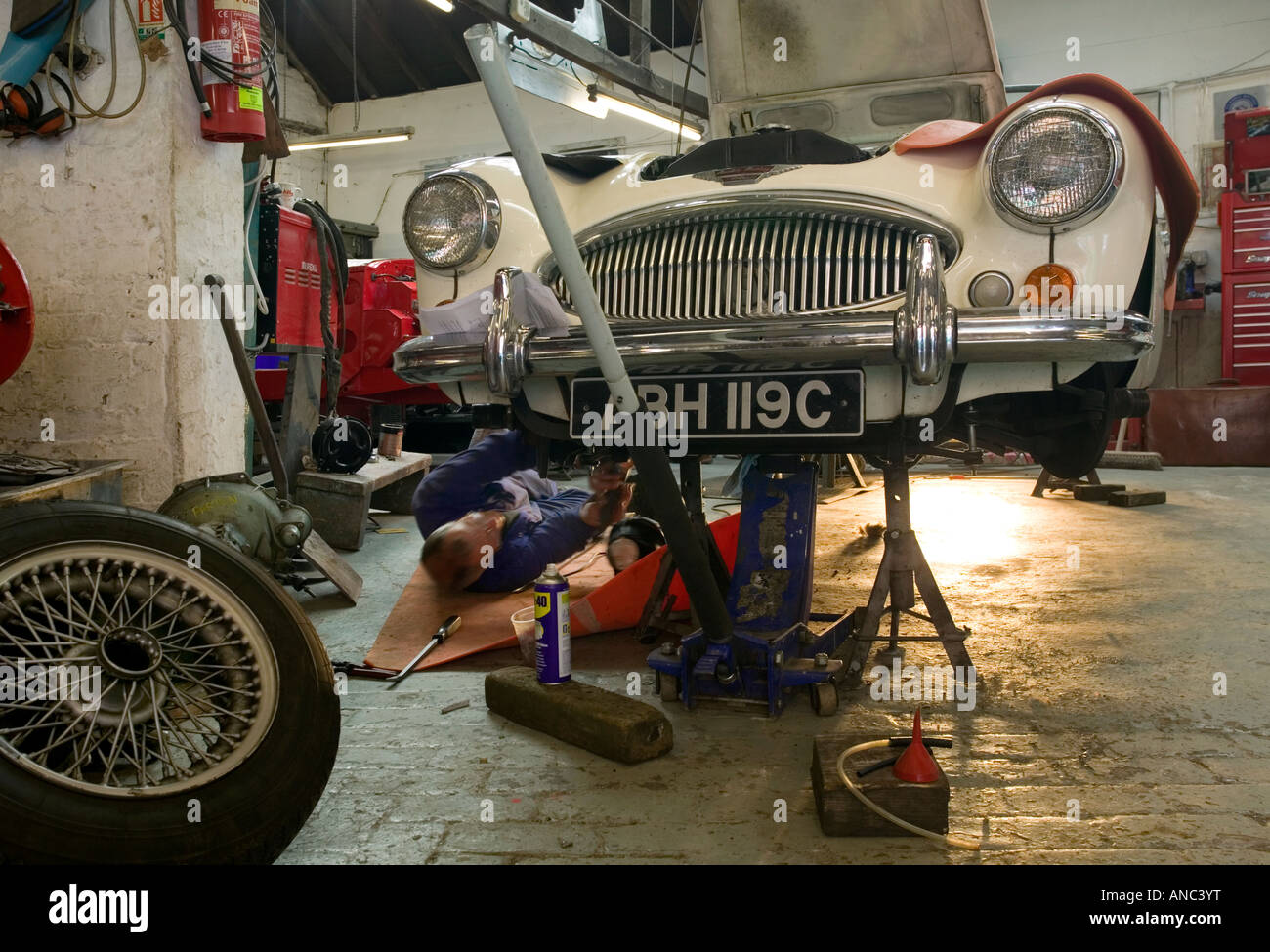 Car restoration hires stock photography and images Alamy