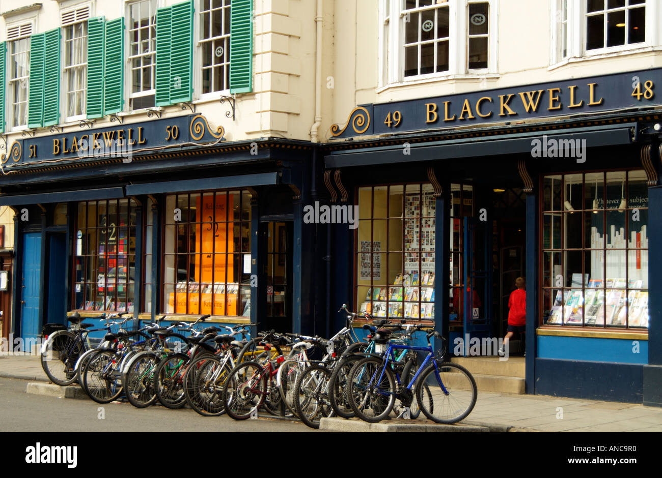 The Blackwell book shop in Broad Street Oxford Oxfordshire England UK Stock Photo