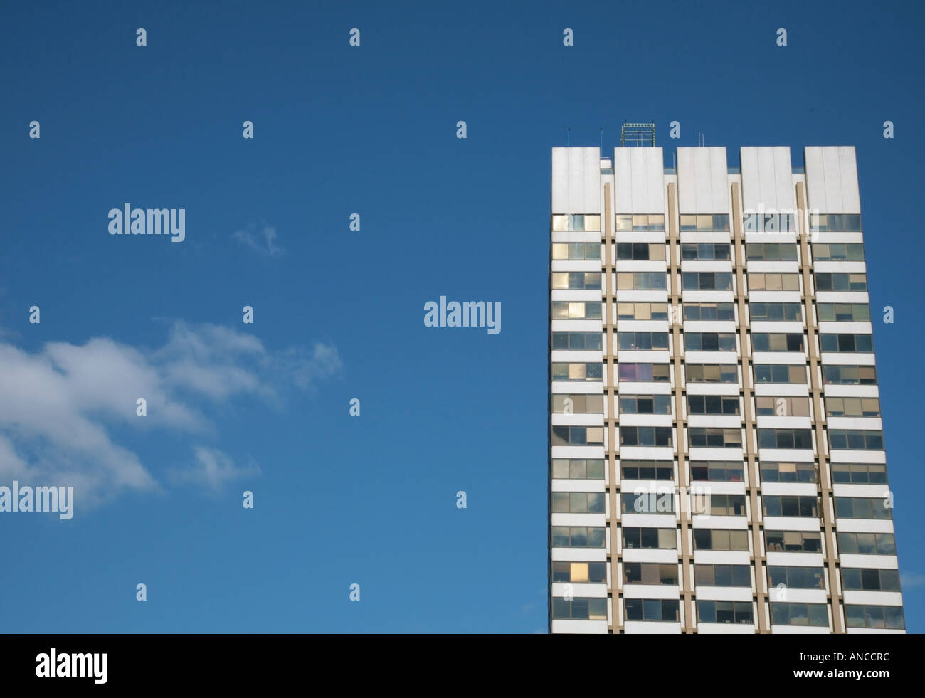 Office block and high rise hi-res stock photography and images - Alamy