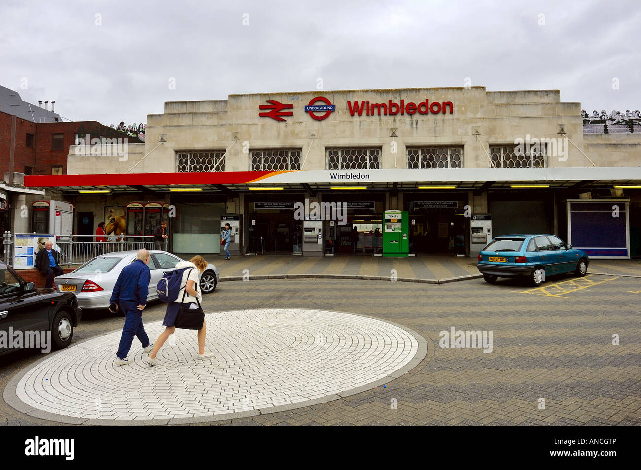 Wimbledon station Stock Photo Alamy