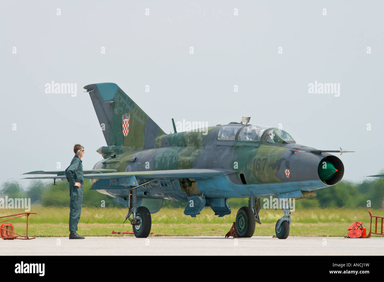 Croatian Air Force MiG-21 UMD '167' shooting down engine Stock Photo