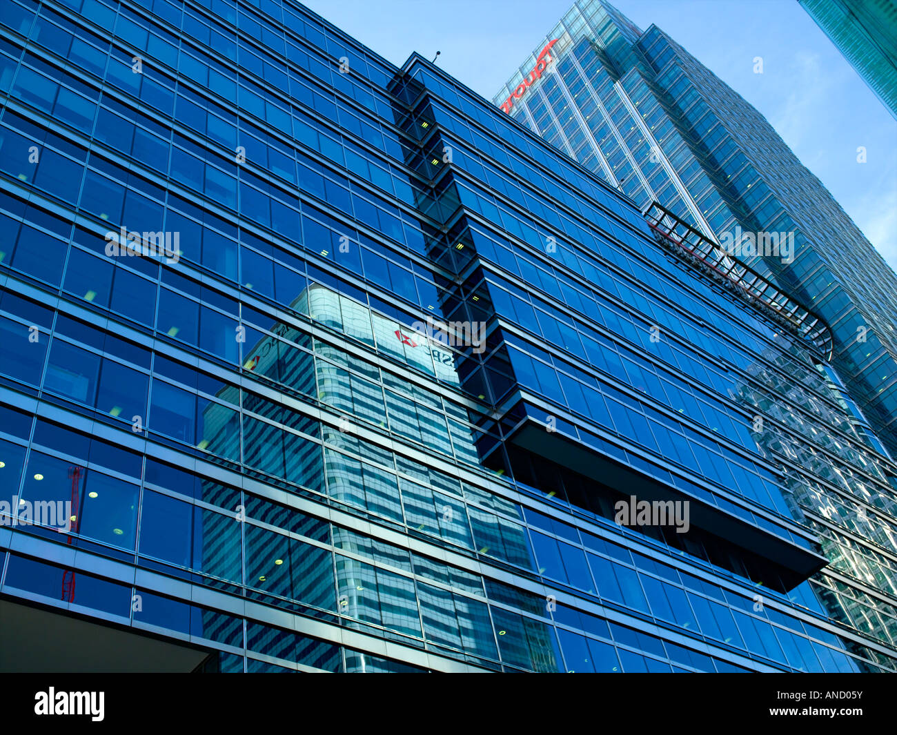 Steel and glass towers of Canary Wharf London Stock Photo - Alamy