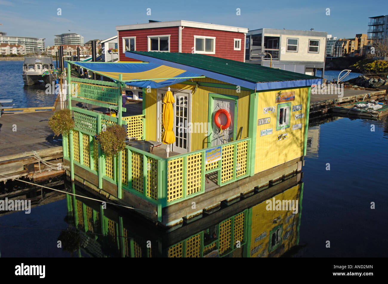 Houseboats Victoria harbour BC Canada BCX 0578 Stock Photo Alamy
