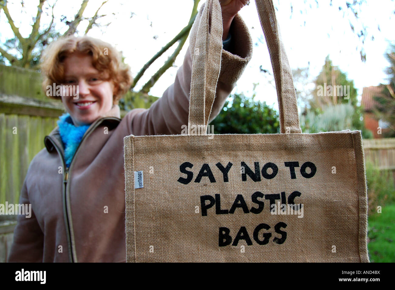 Cloth bag with 'SAY NO TO PLASTIC BAGS' logo Stock Photo - Alamy