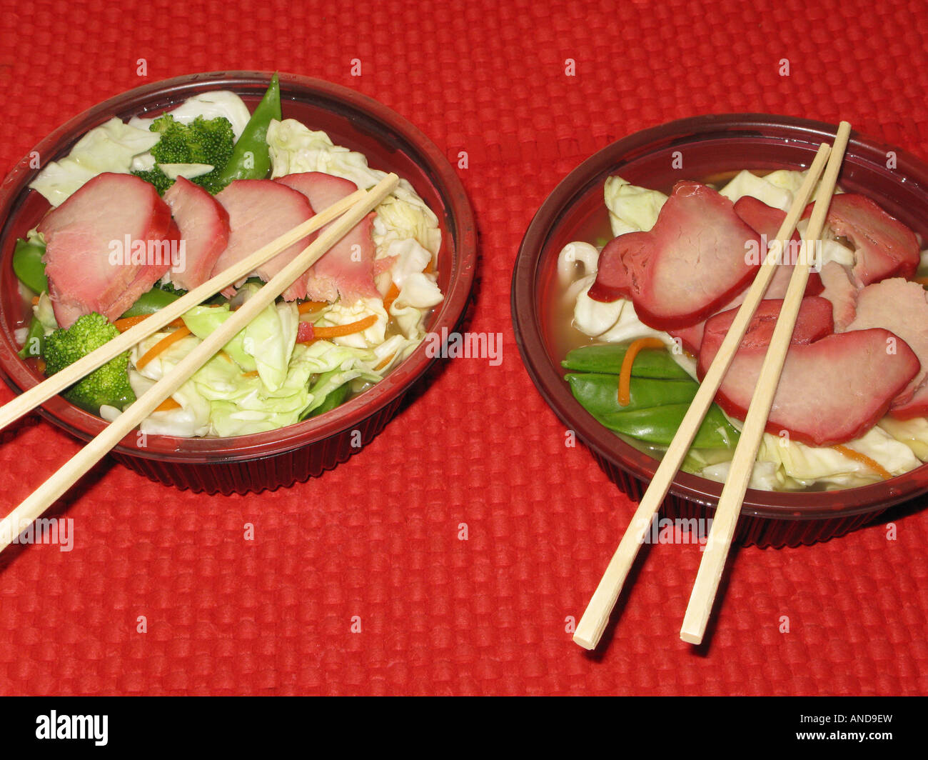 Japanese noodle bowls Stock Photo Alamy