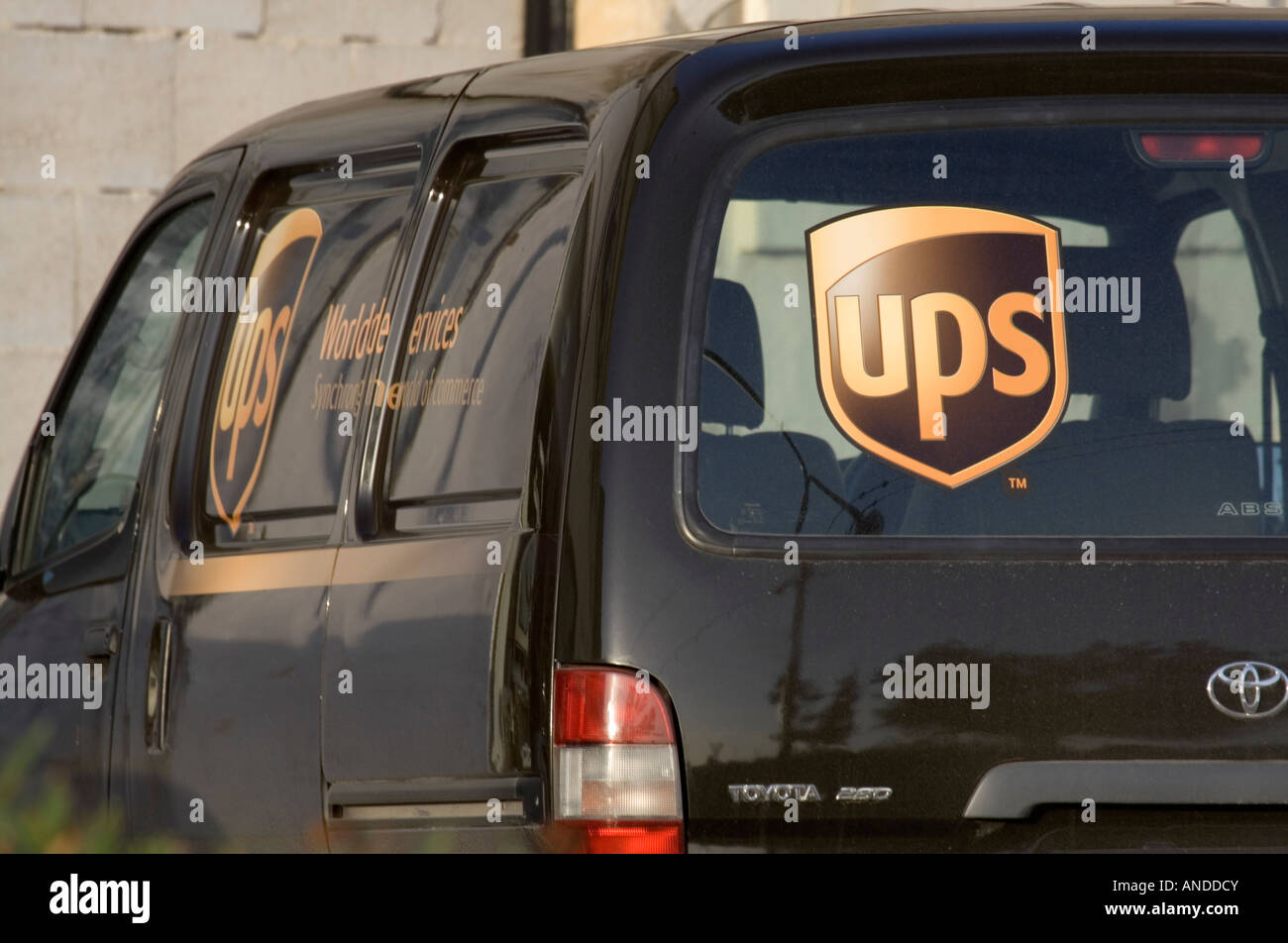 Ups Delivery Van High Resolution Stock Photography and Images Alamy