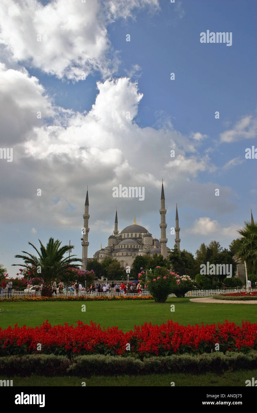 Sultan Ahmet Camii Blue Mosque in Istanbul Stock Photo - Alamy