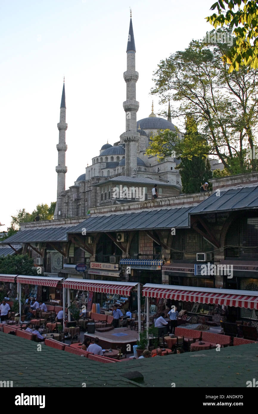 Cafe beneath Sultan Ahmet Camii Blue Mosque in Istanbul Stock Photo - Alamy