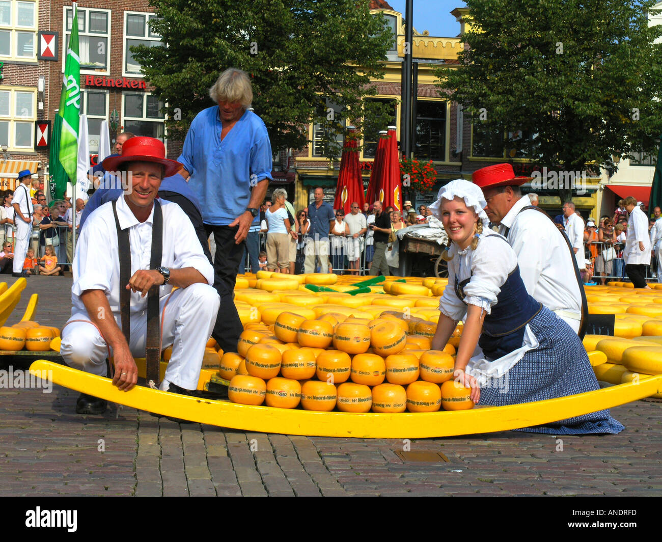 Netherlands Holland Alkmaar cheese market Stock Photo - Alamy