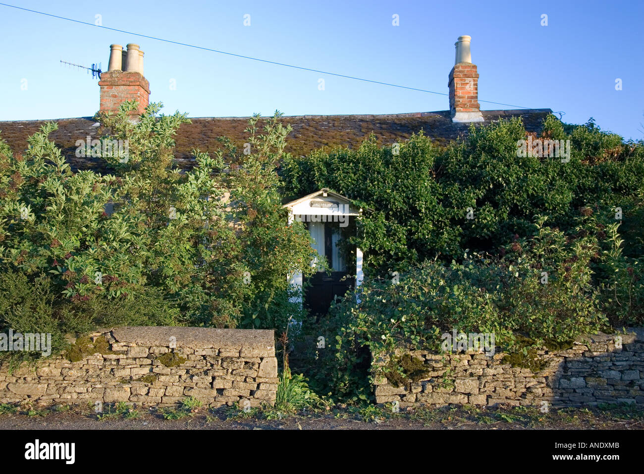 Shipton under wychwood hires stock photography and images Alamy