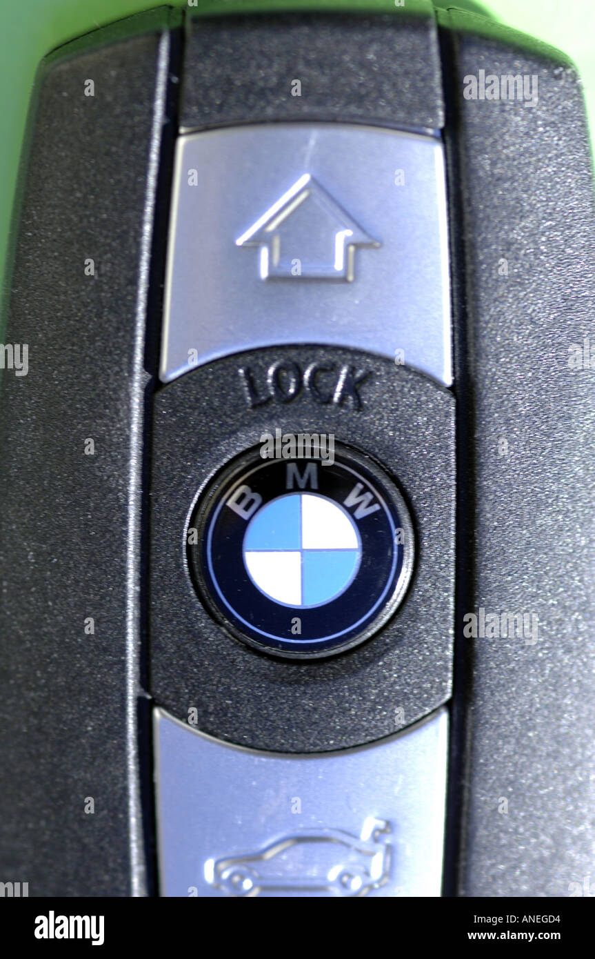 bmw three series electronic key technology german car motoring motor  industry deutsch deutschland plastic colour col Stock Photo - Alamy