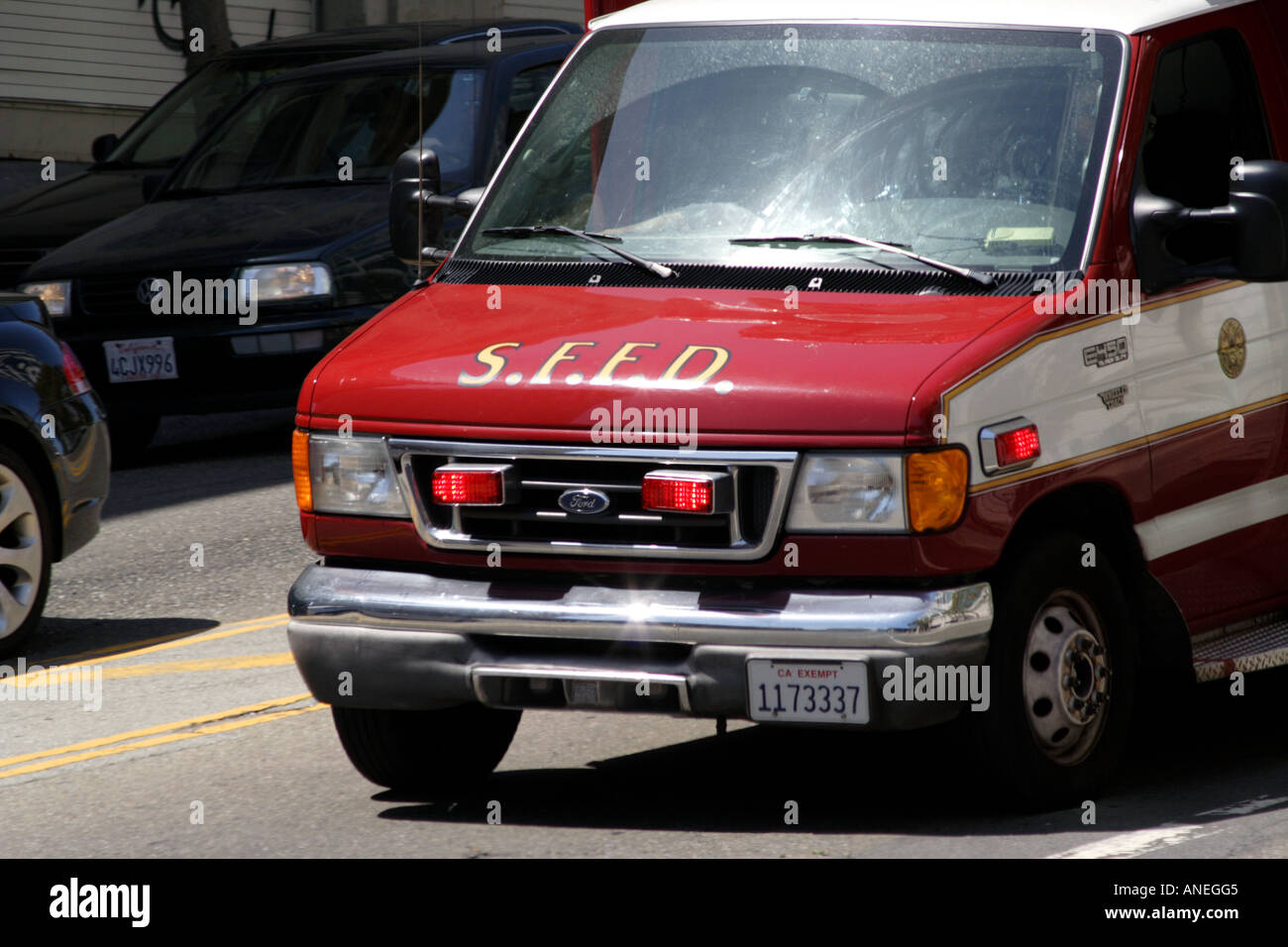 SFFD, San Francisco Fire Department Emergency Response Vehicle, Responding, SF, California Stock Photo