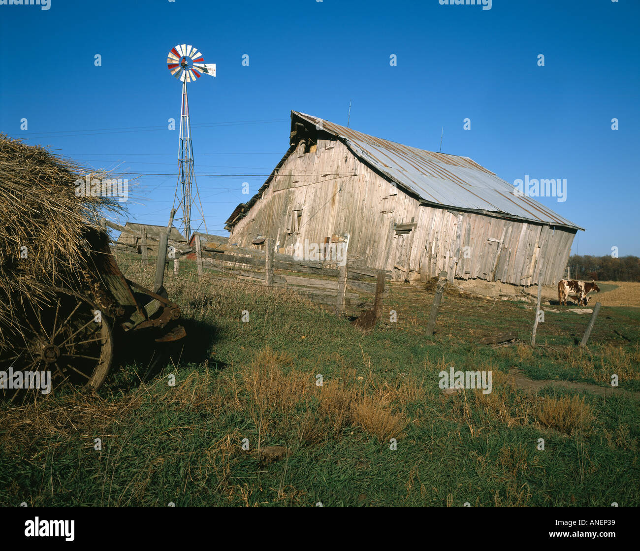 Farm Buildings and Barns, Iowa, USA. Ross’s Old Barn, near Stone City Stock Photo Alamy