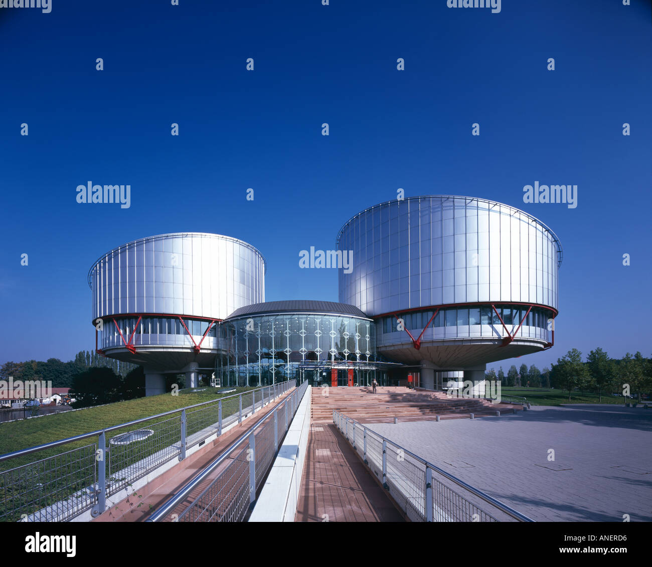 European Court of Human Rights, Strasbourg, 1989 - 1995. Architect: Richard Rogers Partnership Stock Photo