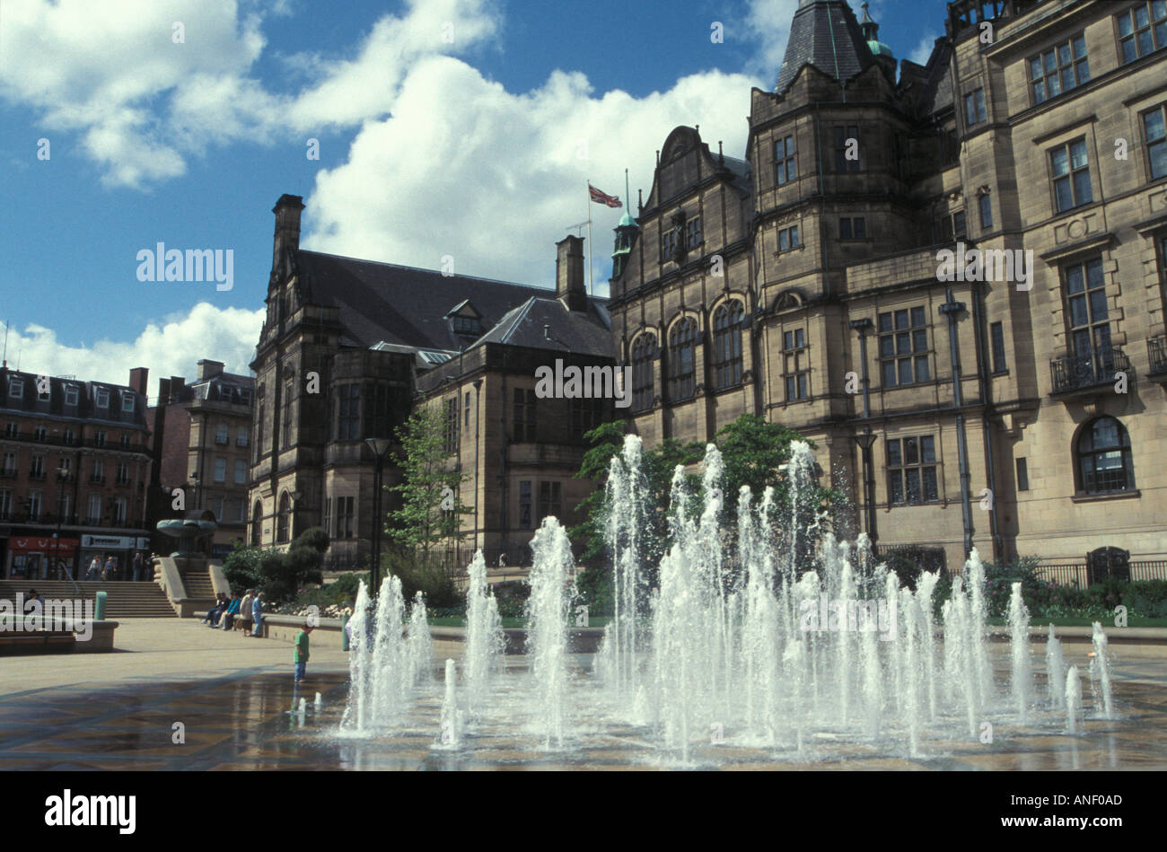 The Fountain Peace Gardens Sheffield Stock Photo - Alamy