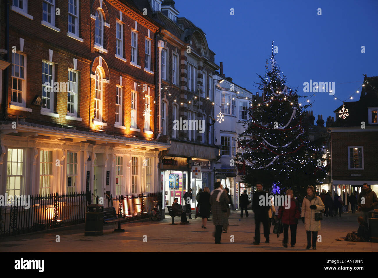 Winchester high street christmas hi-res stock photography and images ...