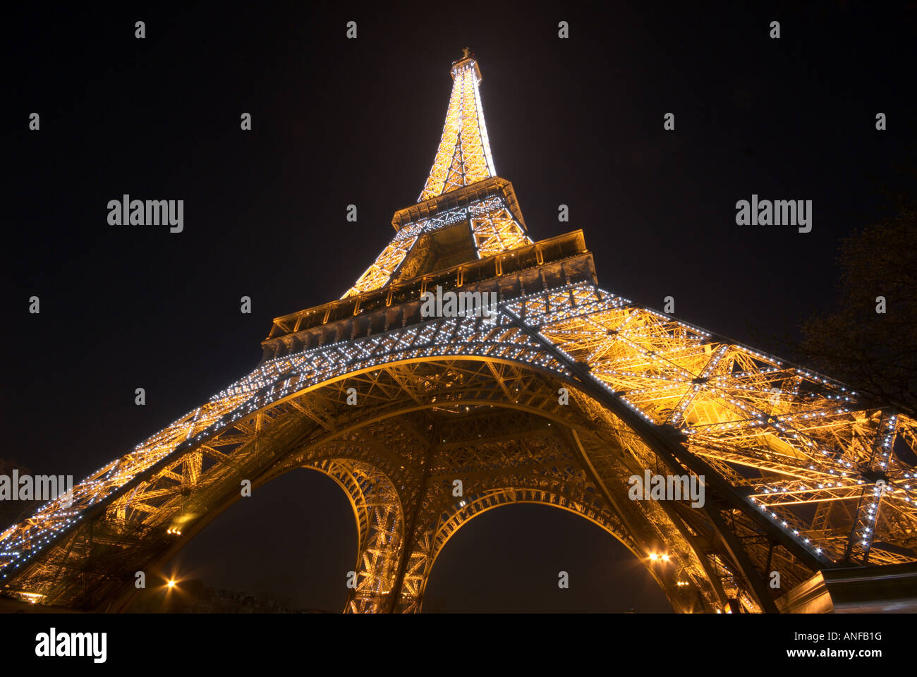 Eiffel Tower By Night During Spectacular Light Show Stock Photo Alamy
