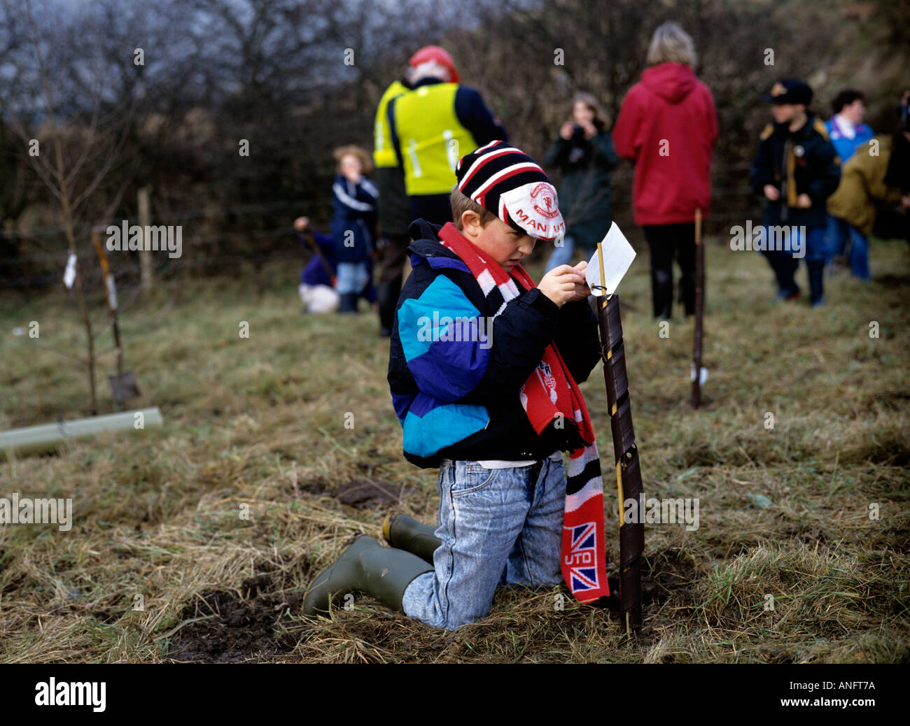 School children planting trees hi-res stock photography and images - Alamy