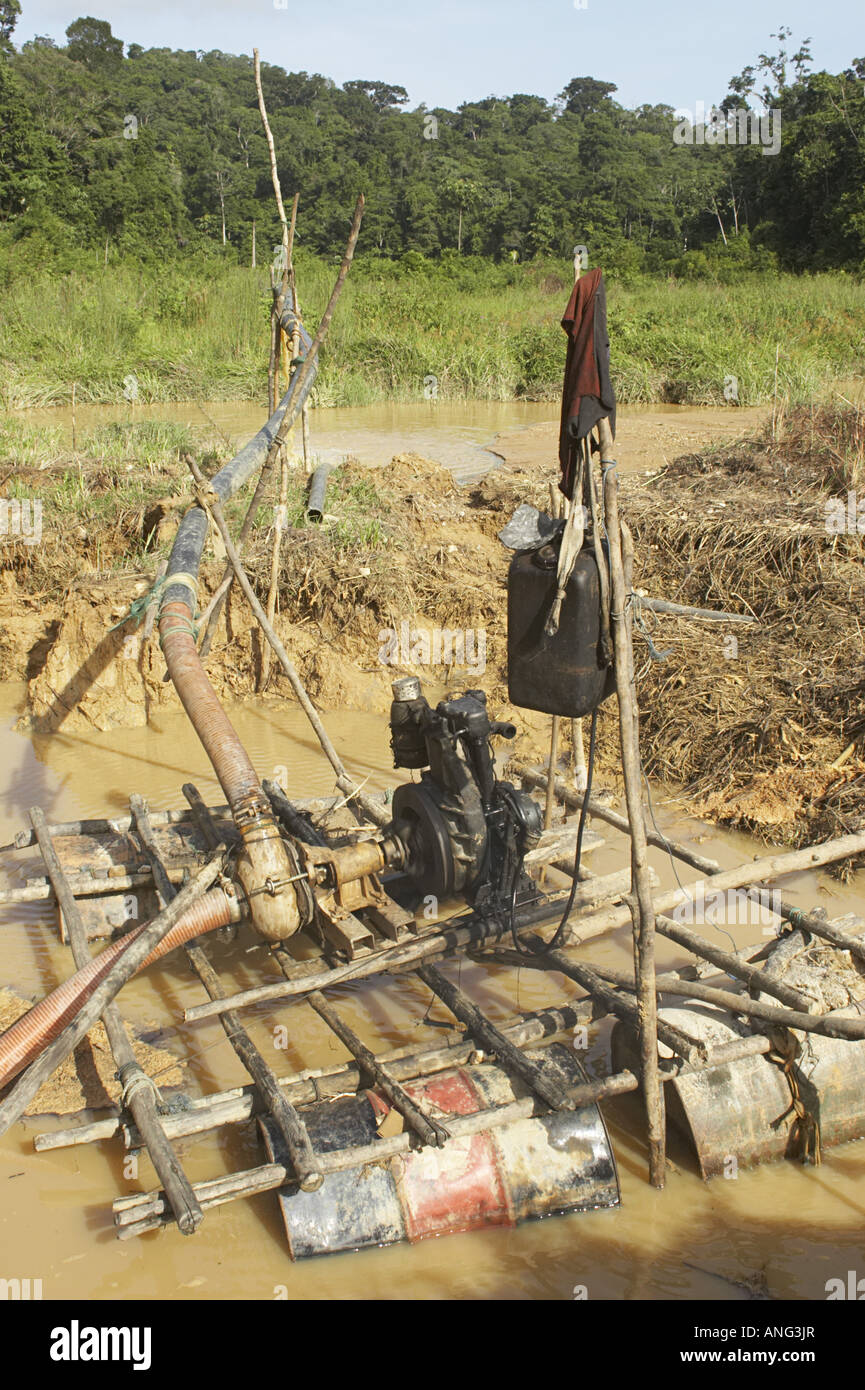 Gold mine guyana hires stock photography and images Alamy