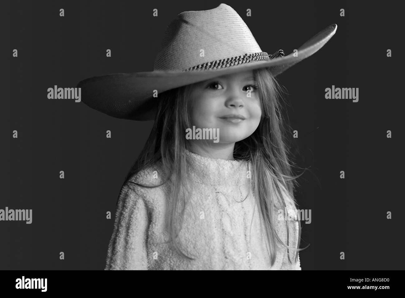 Black and white portrait of beautiful girl in hat Stock Photo - Alamy