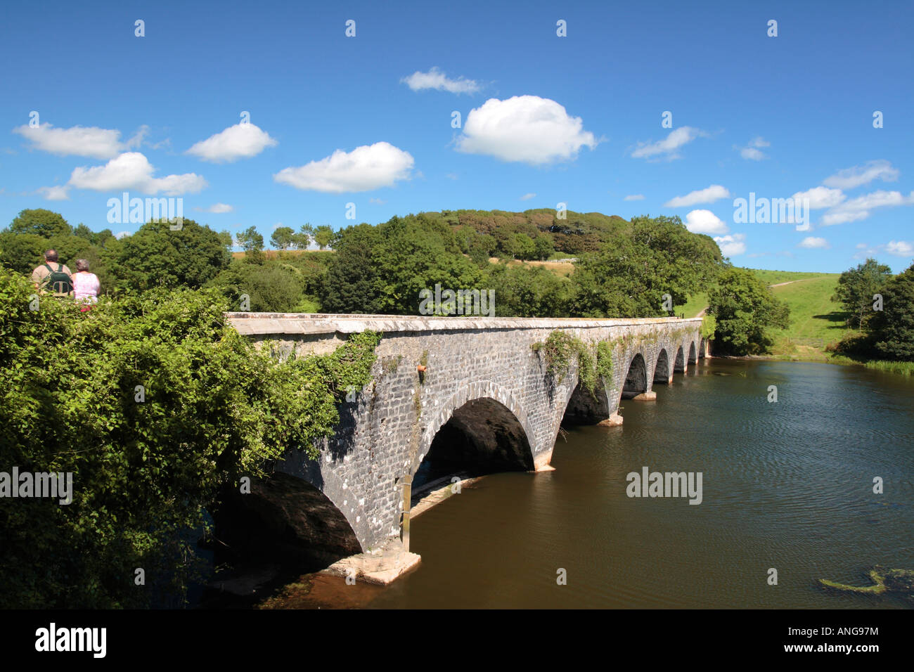Eight arch bridge hi-res stock photography and images - Alamy
