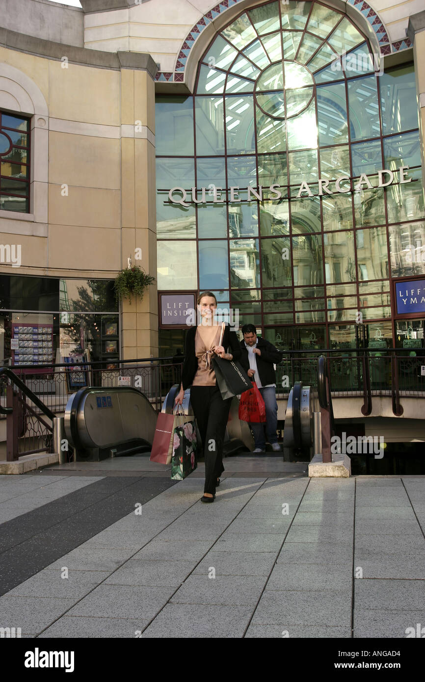Queens arcade shopping centre cardiff hires stock photography and