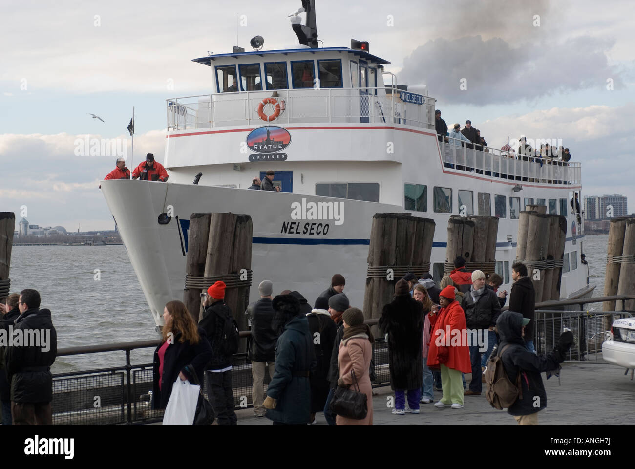 Statue of Liberty ferry service Stock Photo Alamy