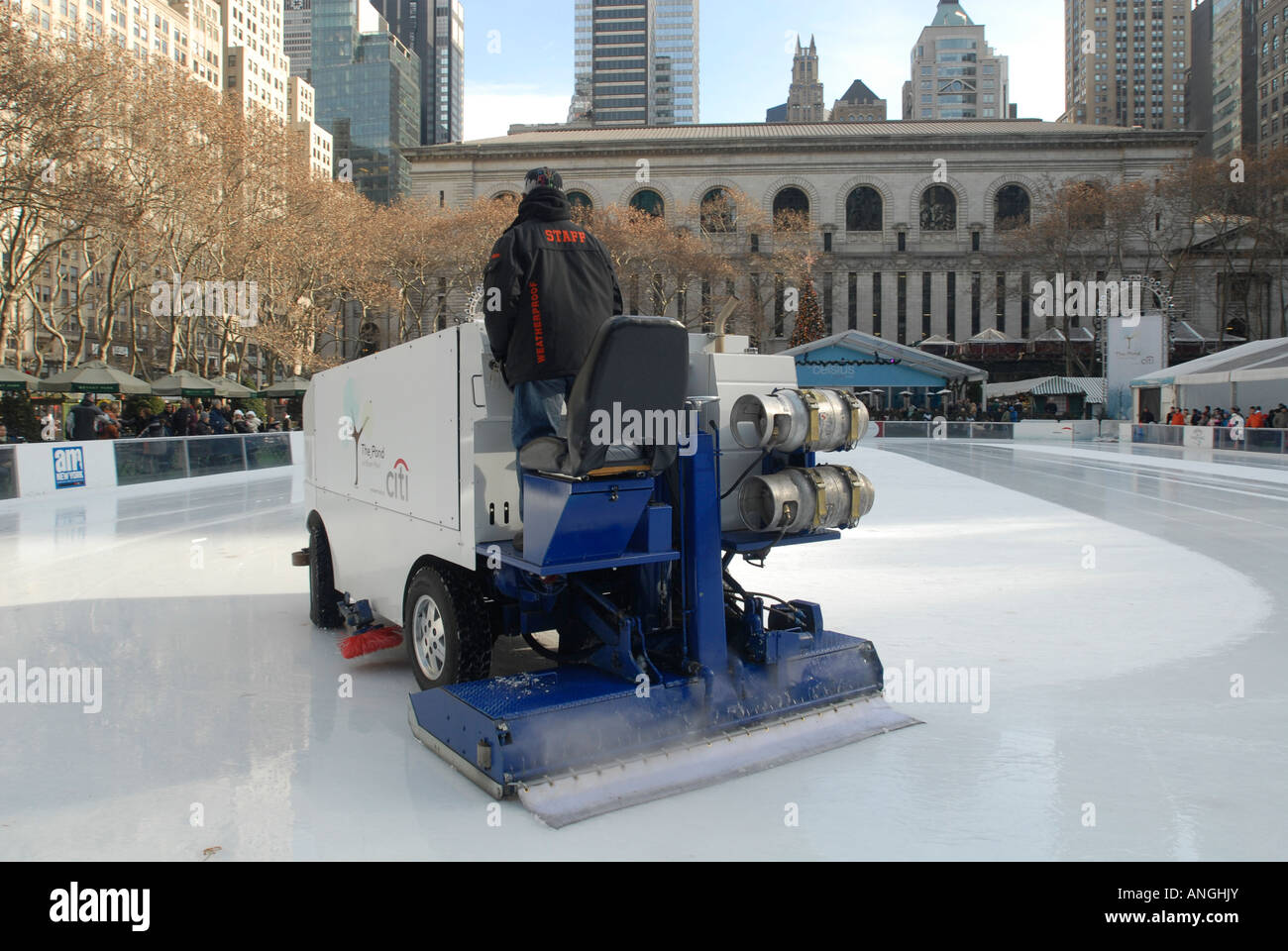 Zamboni hires stock photography and images Alamy