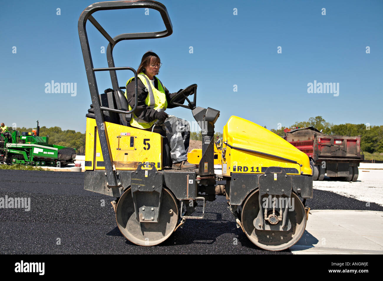 PRESERVES Deerfield Illinois Installation of water permeable asphalt