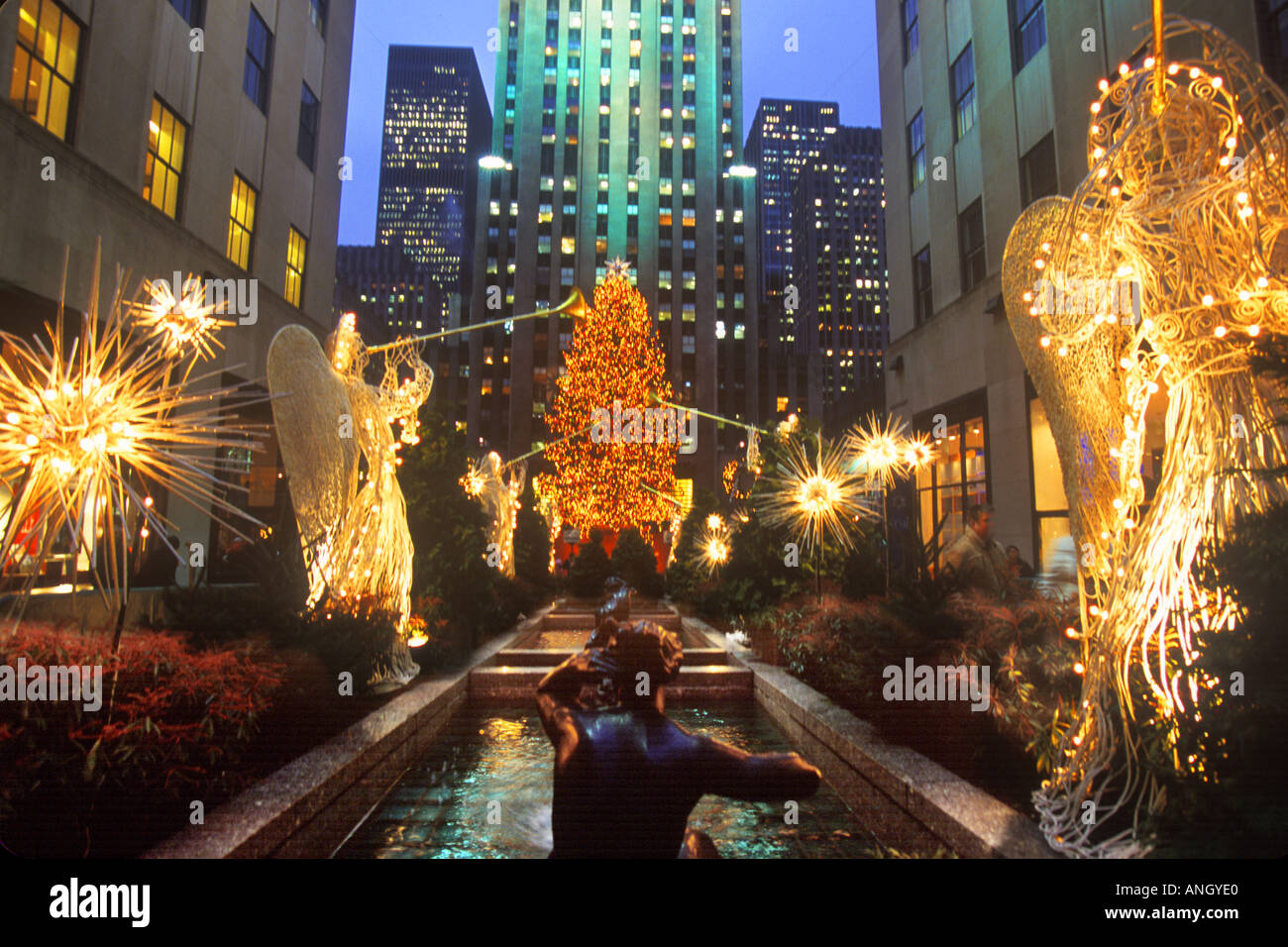 Rockefeller Plaza High Resolution Stock Photography And Images Alamy Rockefeller Plaza High Resolution Stock Photography And Images Alamy