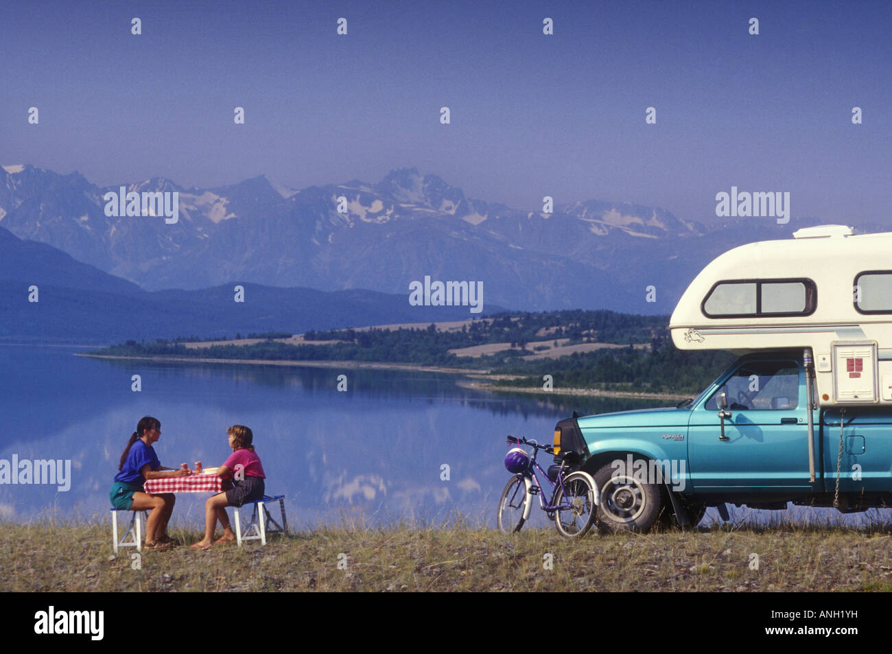 Tatlayoko Lake High Resolution Stock Photography And Images Alamy