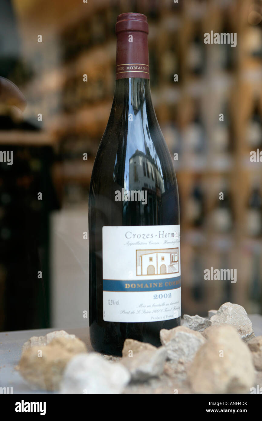 Beaune, Shop window of one of the numerous wine stores of the city