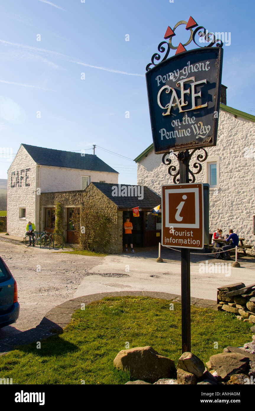 The Pen-y-Ghent Cafe in North Yorkshire - a haven for cyclists and walkers on the Pennine Way Stock Photo