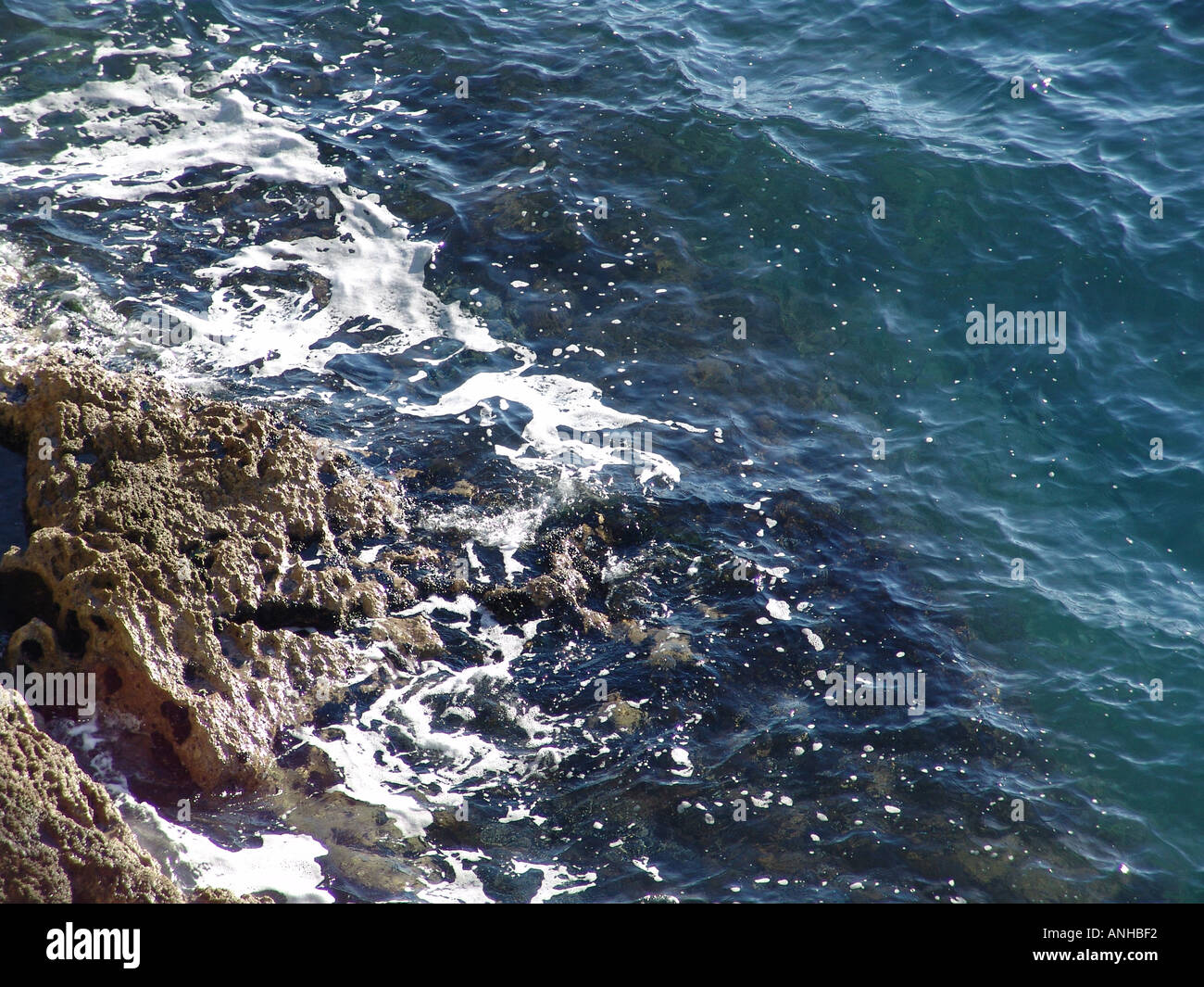 Seascape rocky shore hi-res stock photography and images - Alamy
