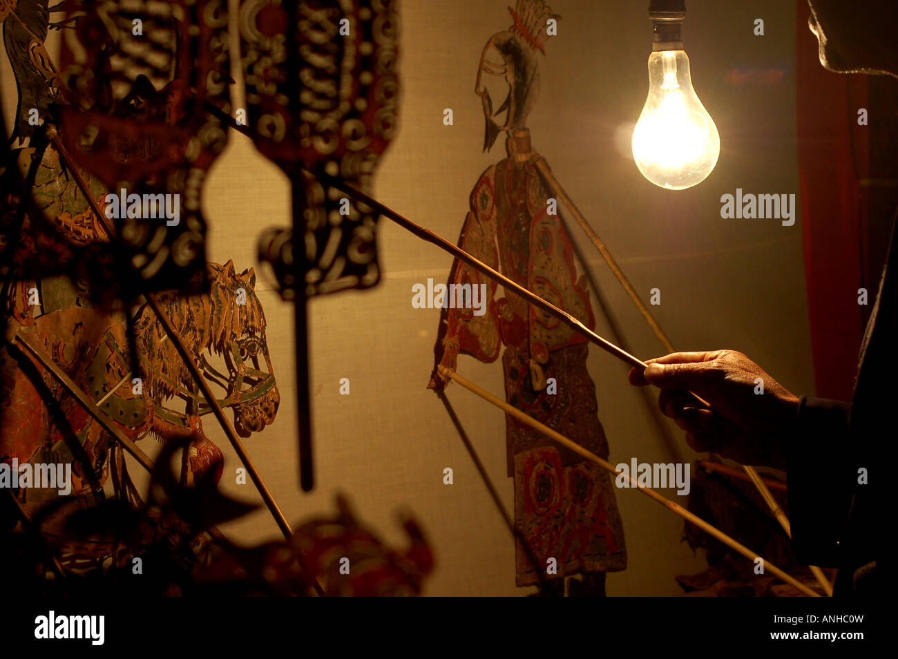 China Yunnan Baoshan lisu minority festival people play traditional shadowgraph Stock Photo