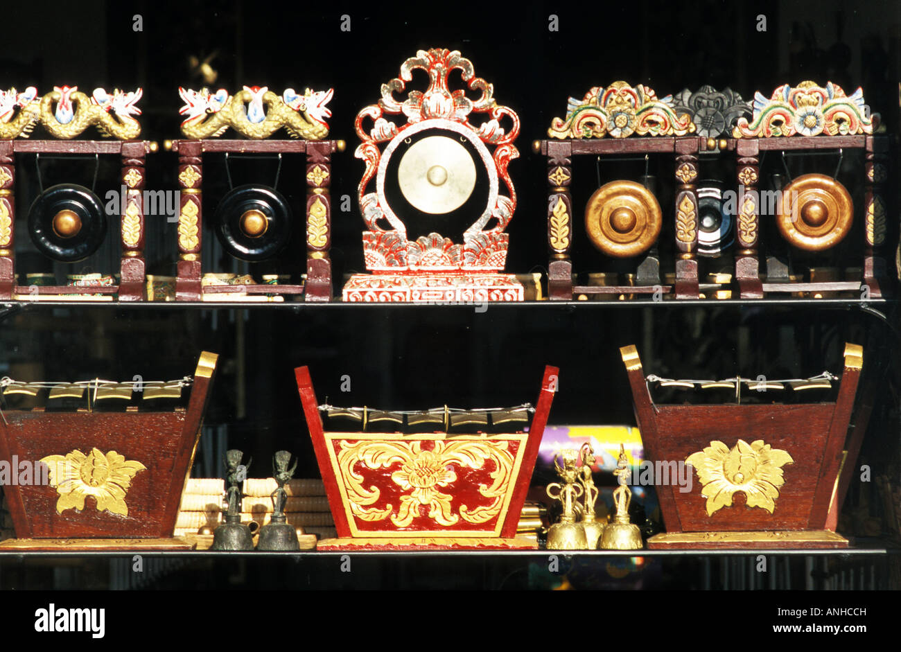 Indonesian instruments hi-res stock photography and images - Alamy