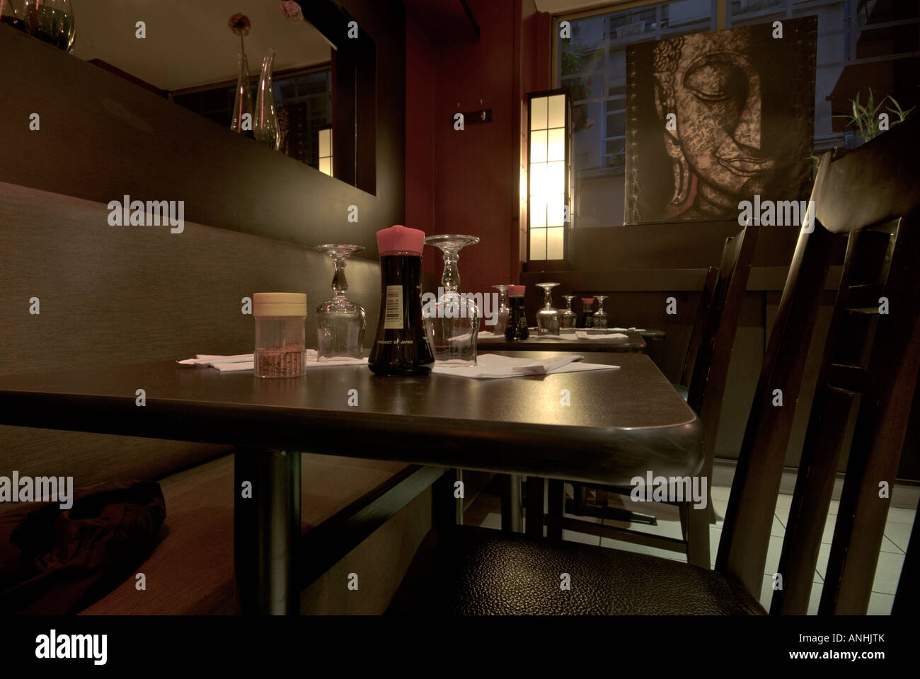 Interior of a sushi restaurant Stock Photo - Alamy